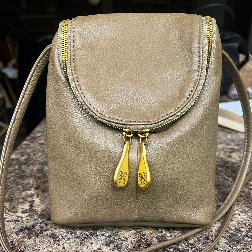 NWOT HOBO Fern Crossbody - Mushroom